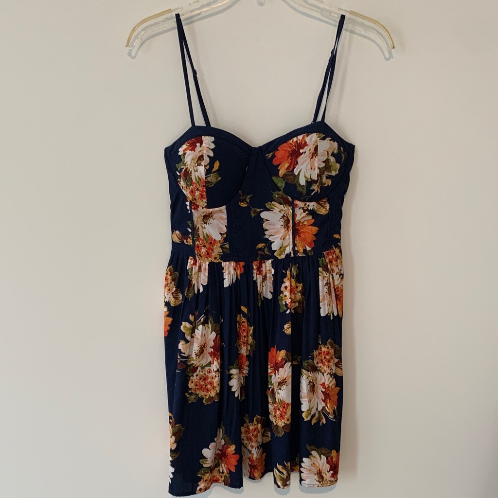 Band Of Gypsies Medium Nwot Floral Spaghetti Strap Dress